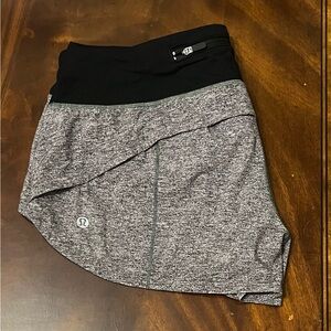 lululemon athletica Black Waistband Heather Gray Athletic Shorts with Light Trim